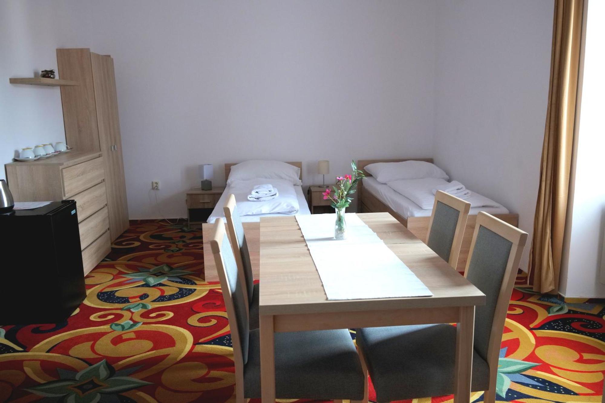 城堡旅馆 Valašské Meziříčí 外观 照片